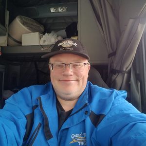 Meet your Posher, Larry